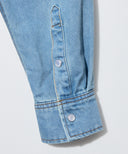 シグネチャーデニムシャツ