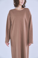 バックZIPロングワンピース