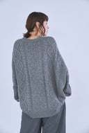 ケーブルオーバーサイズニット