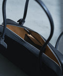 【ご予約商品】スリムボックスレザーハンドバッグ