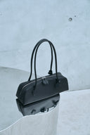 【ご予約商品】スリムボックスレザーハンドバッグ