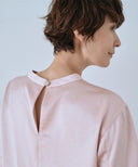 サテンT ブラウス