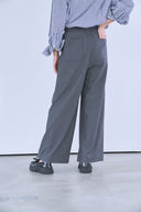 イージーワイドストレートパンツ