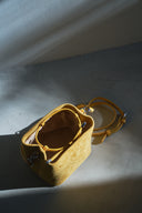 【2026年 1月上旬お届け開始】スエードミニ バケットショルダー（ツイストハンドル）